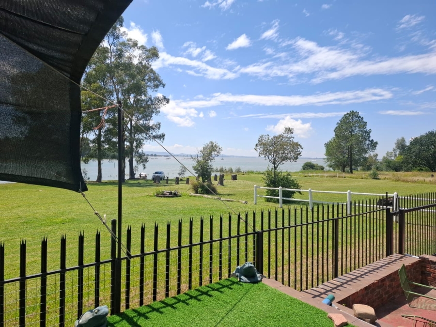 5 Bedroom Property for Sale in Deneysville Free State